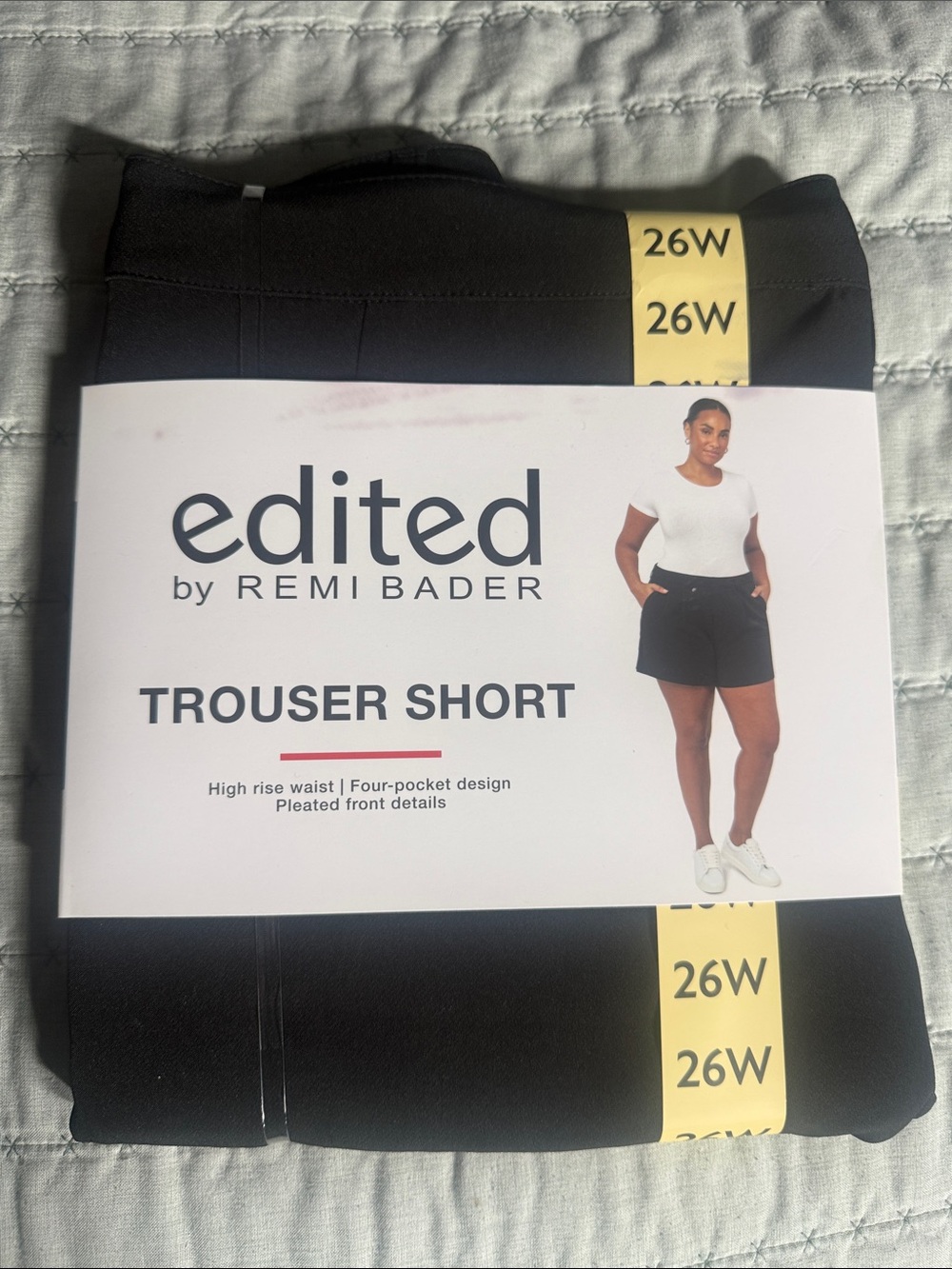 Edited by Remi Bader Black Trouser Shorts - High-Rise 26W